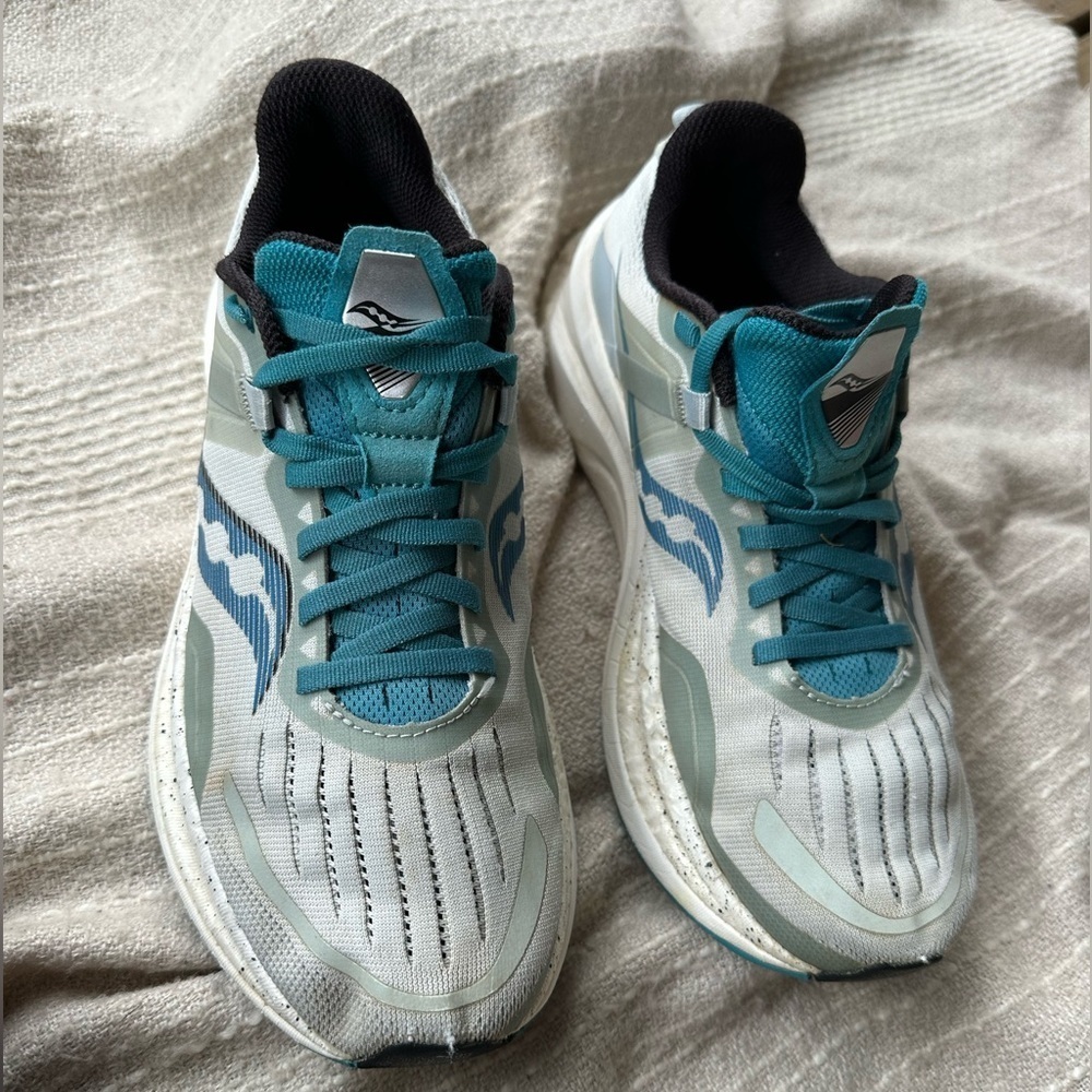 Saucony Women's Teal and Gray Athletic Shoes - Picture 2 of 8